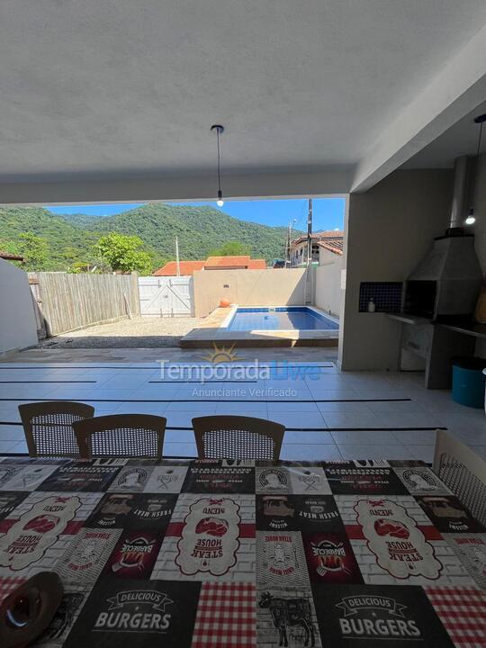 Casa para alquiler de vacaciones em Ubatuba (Lagoinha)