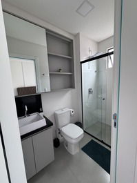 Apartamento novíssimo em Itapema com vista mar