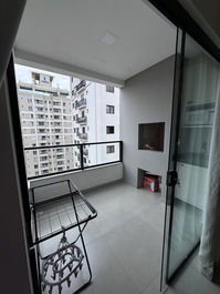 Apartamento novíssimo em Itapema com vista mar