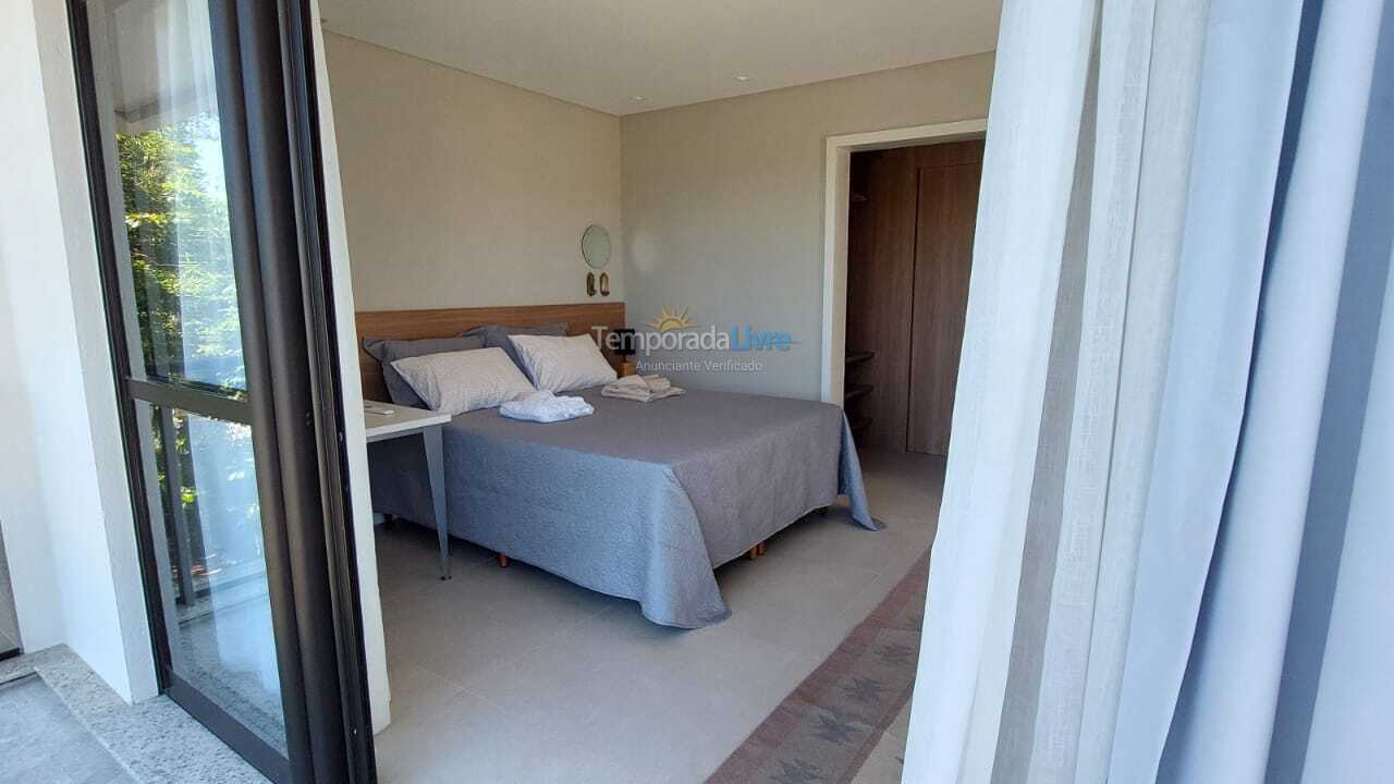 Apartamento para aluguel de temporada em Bombinhas (Bairro Canto Grande Praia de Mariscal)