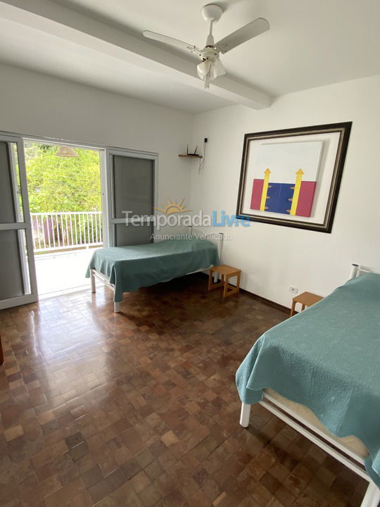 Casa para aluguel de temporada em Ubatuba (Praia do Lázaro)