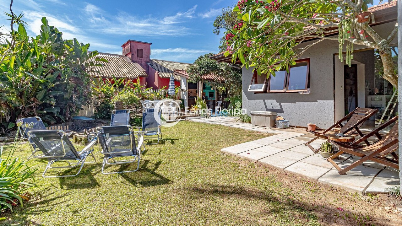 Casa para aluguel de temporada em Florianópolis (Rio Tavares)