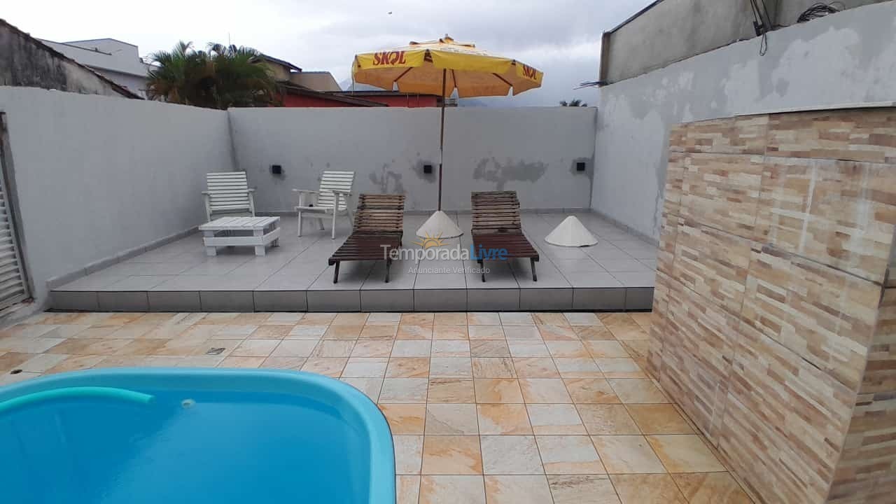 Casa para aluguel de temporada em Bertioga (Condominio Morada da Praia)