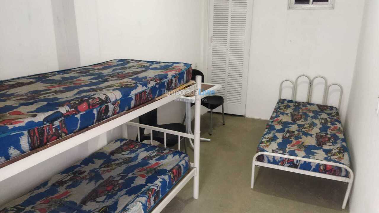 Apartamento para aluguel de temporada em Matinhos (Balneário Currais)