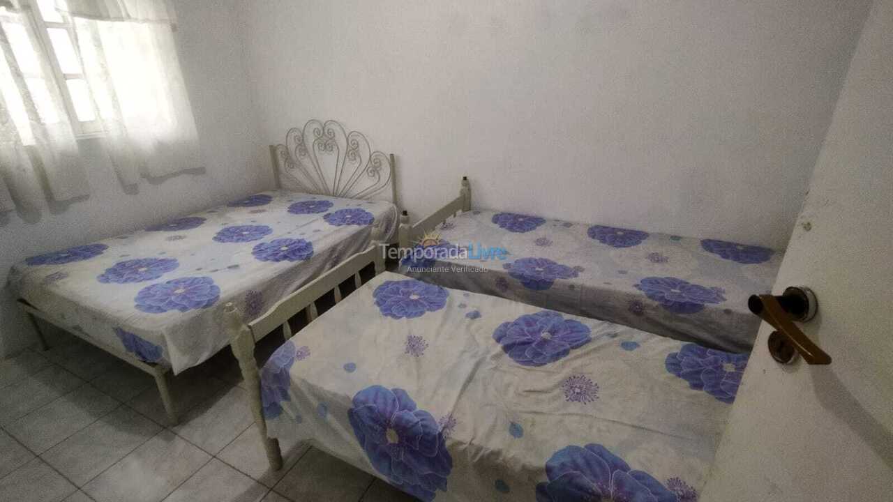 Apartamento para aluguel de temporada em Matinhos (Balneário Currais)