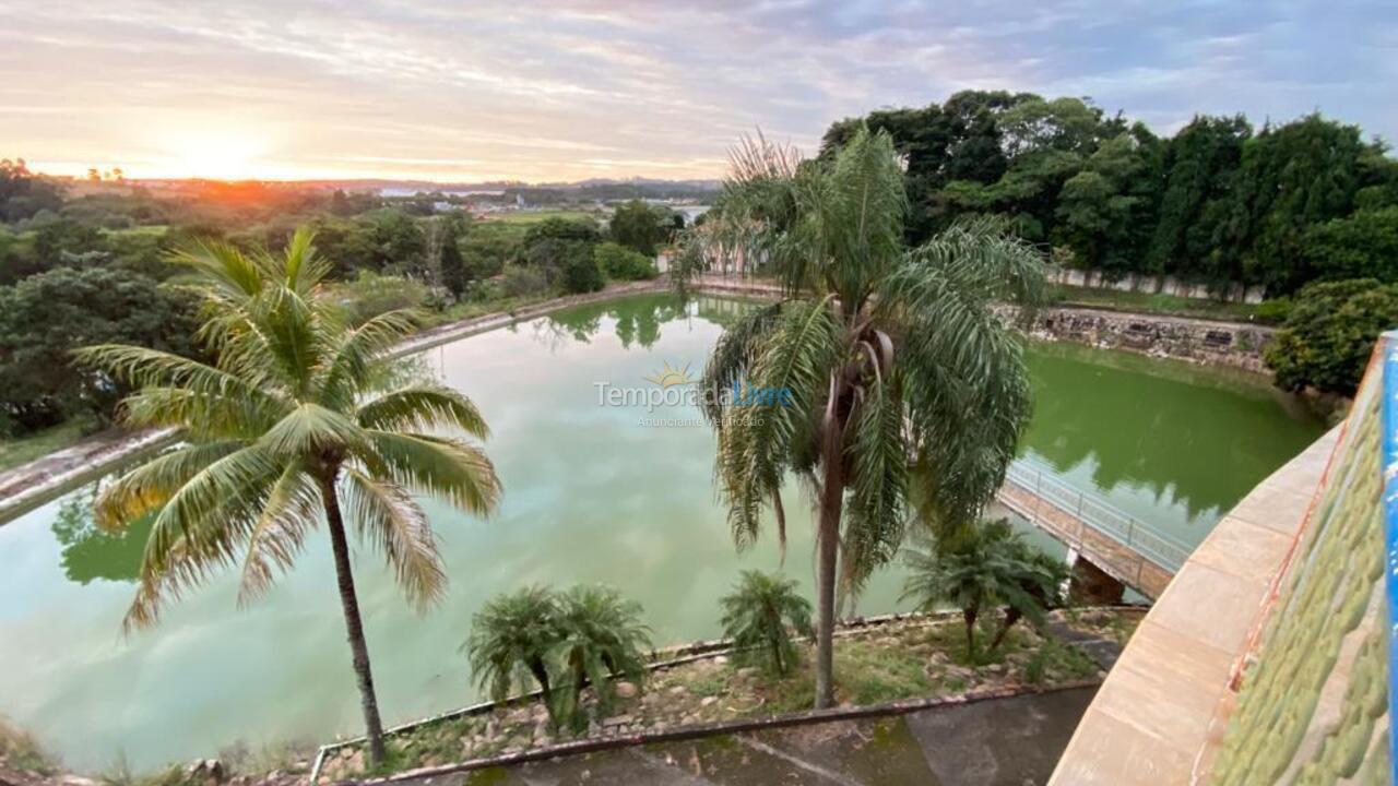 Granja para alquiler de vacaciones em Cabreúva (Jacaré)