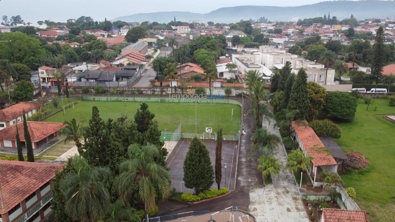 Granja para alquiler de vacaciones em Cabreúva (Jacaré)