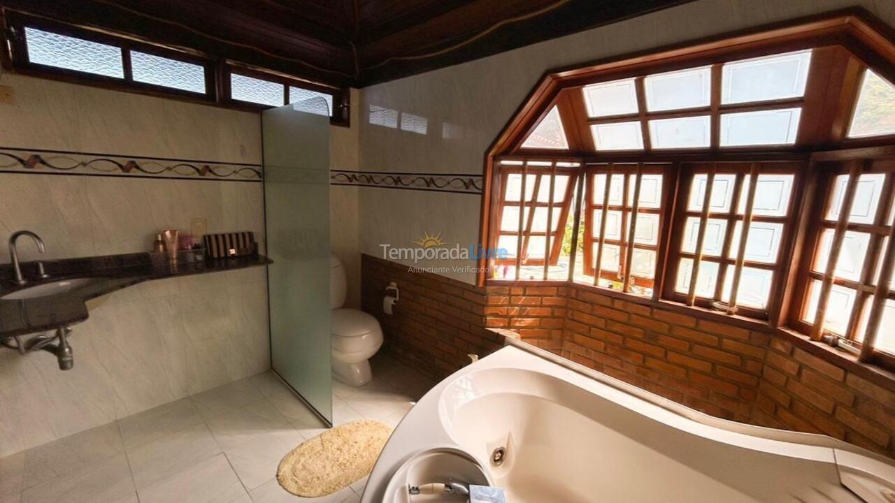 House for vacation rental in Ilhabela (água Branca)