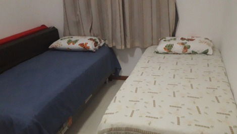 Apartamento/Village 2/4 em Guarajuba, Perto da Praia de Guarajuba.