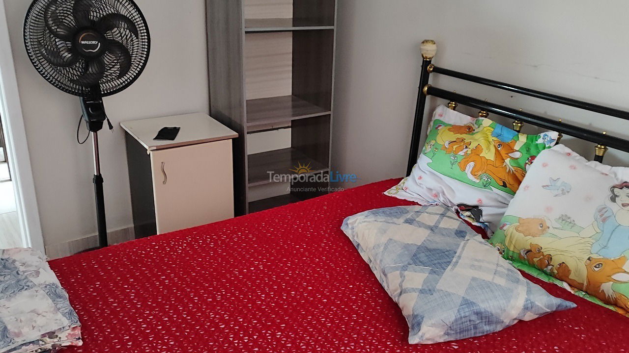 Casa para aluguel de temporada em Guaratuba (Coroados)