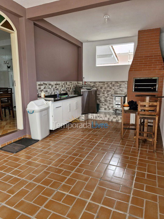 Casa para aluguel de temporada em Florianopolis (Canasvieiras)