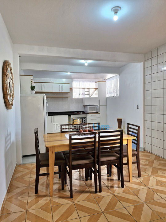 Casa para aluguel de temporada em Florianopolis (Canasvieiras)