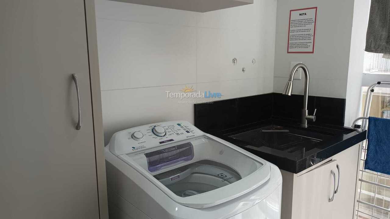 Apartamento para alquiler de vacaciones em Itapema (Meia Praia)