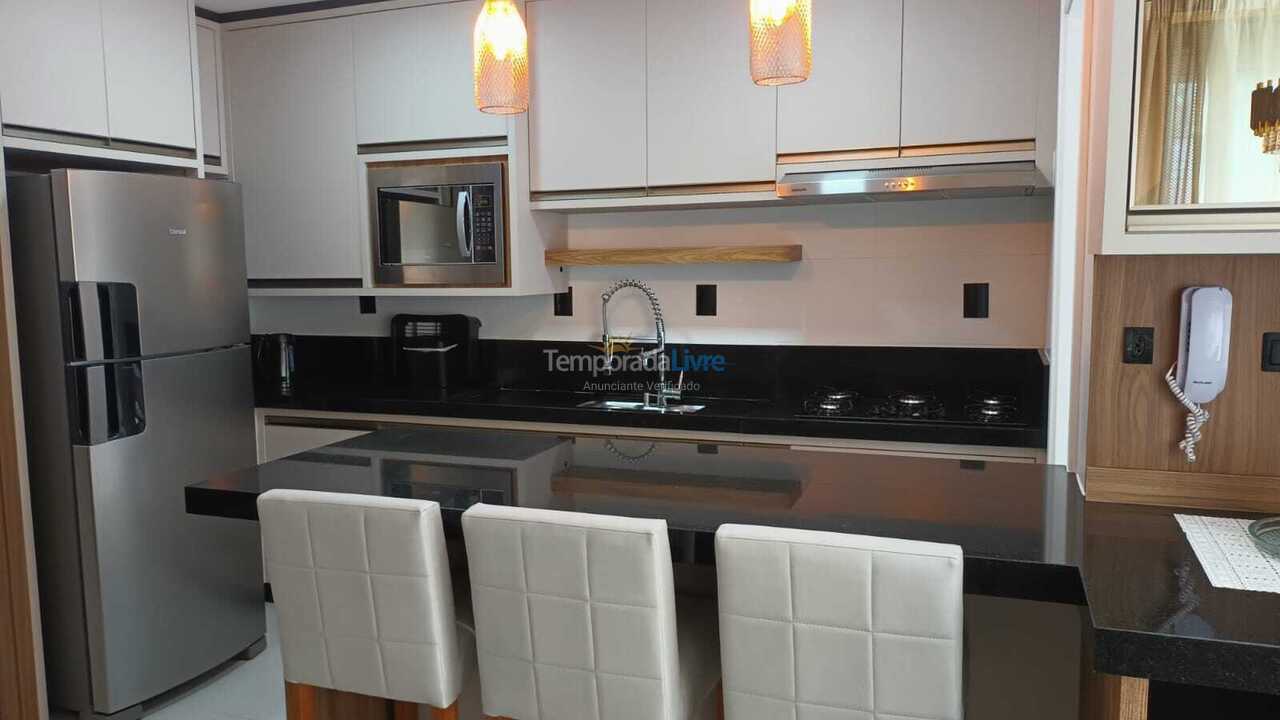 Apartamento para alquiler de vacaciones em Itapema (Meia Praia)