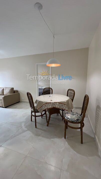 Apartamento para aluguel de temporada em Ubatuba (Praia Grande)