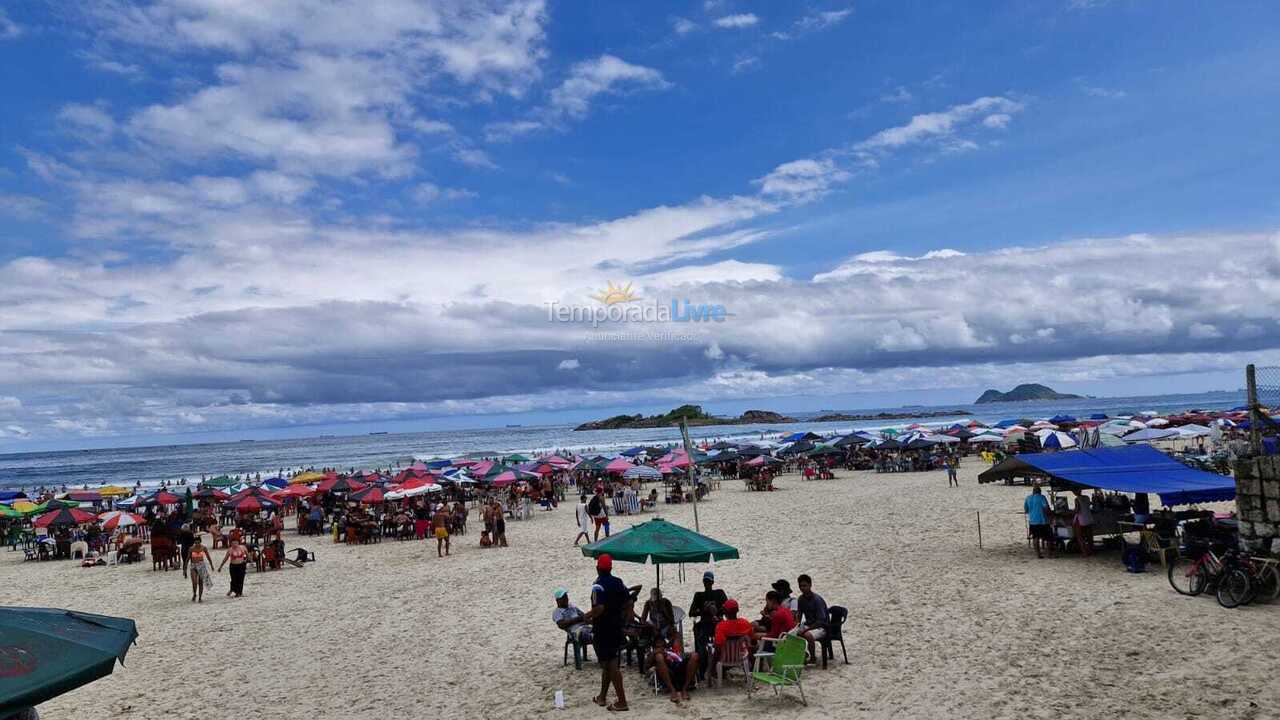 Apartamento para alquiler de vacaciones em Guarujá (Pitangueiras)