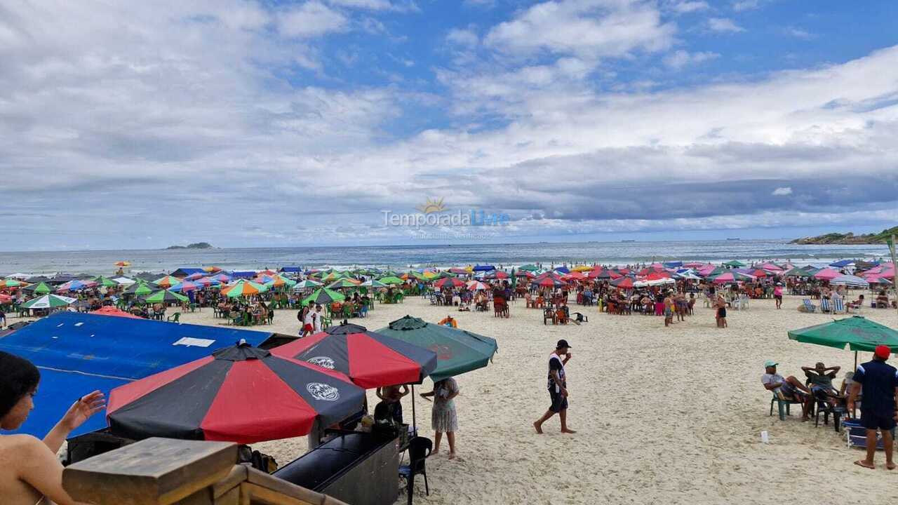 Apartamento para alquiler de vacaciones em Guarujá (Pitangueiras)