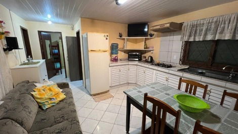 Great house in Enseada, 2 bedrooms with AC, WI-FI, barbecue