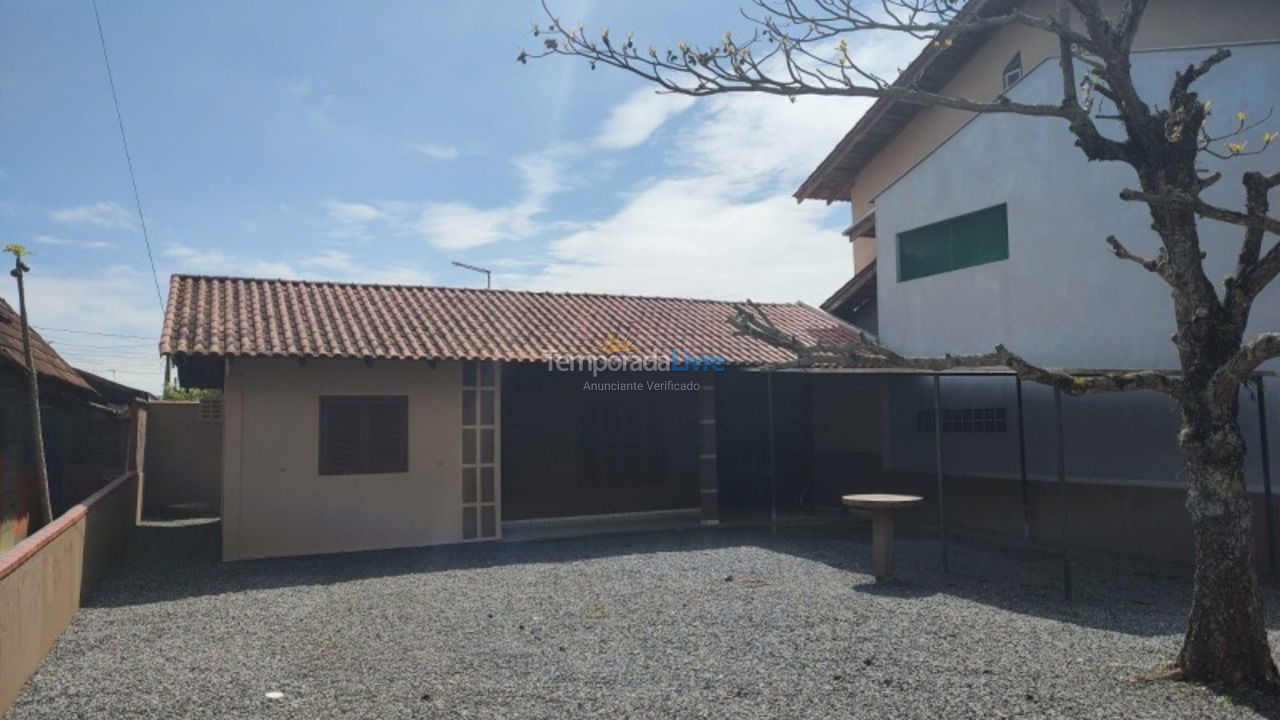 House for vacation rental in São Francisco do Sul (Enseada)