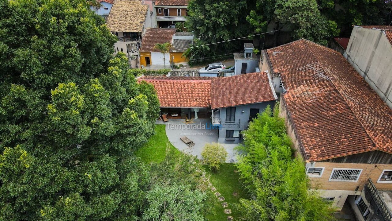 Casa para alquiler de vacaciones em Carapicuíba (Granja Viana)