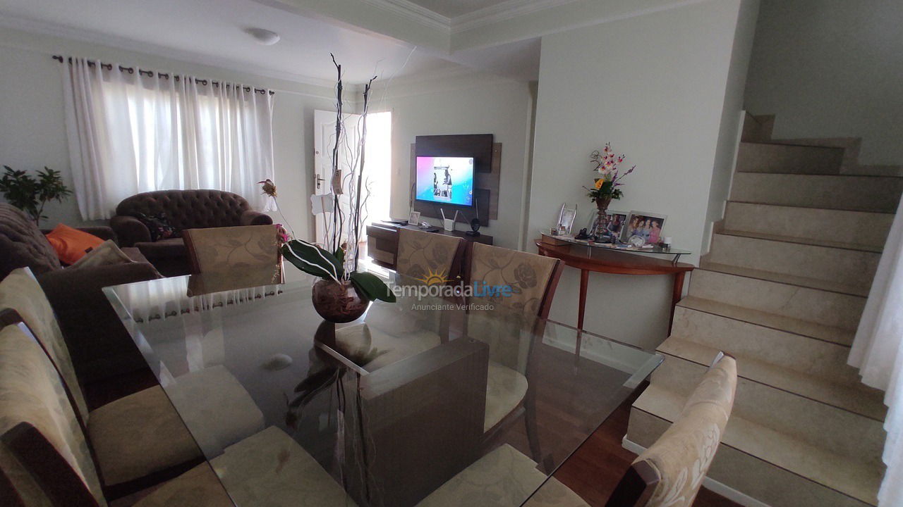 House for vacation rental in Cascavel (Centro)