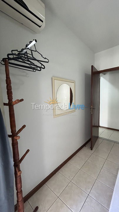 Apartment for vacation rental in Itapema (Meia Praia)