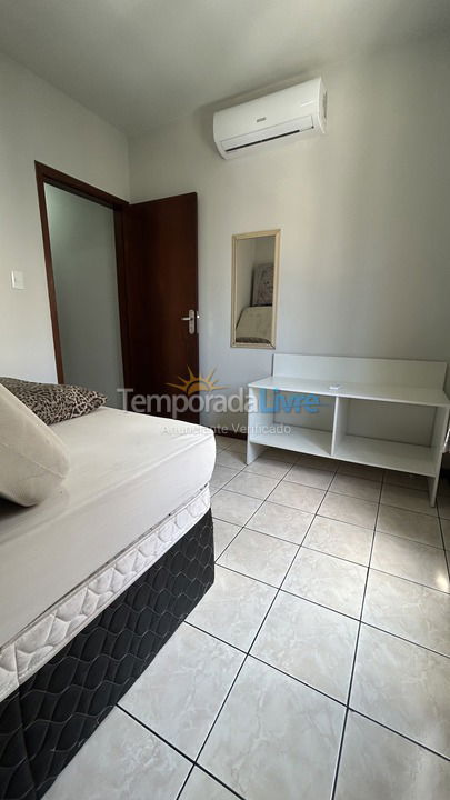 Apartment for vacation rental in Itapema (Meia Praia)