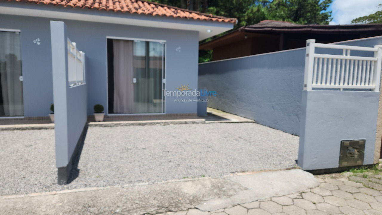 Casa para alquiler de vacaciones em Florianópolis (Praia da Armação)