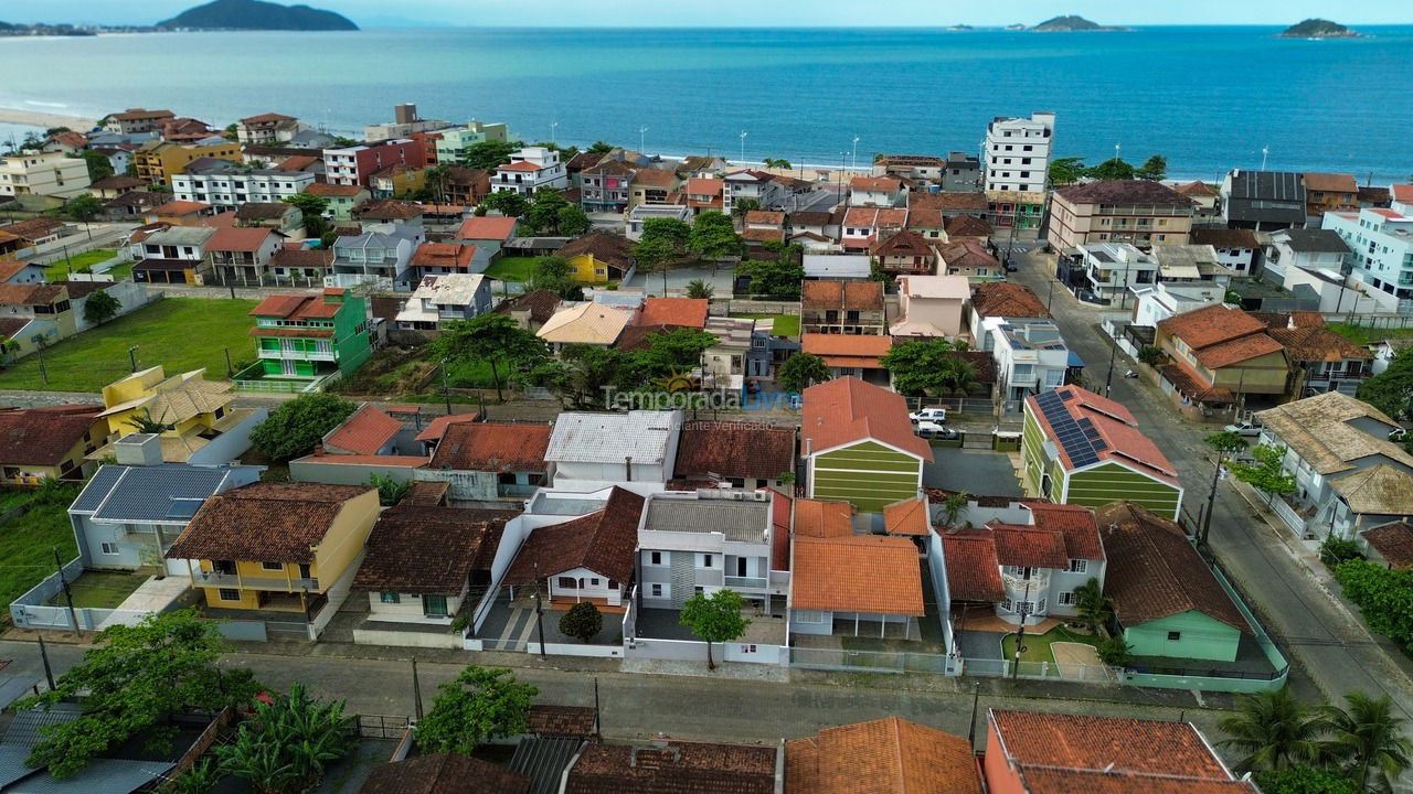 Casa para alquiler de vacaciones em São Francisco do Sul (Enseada)