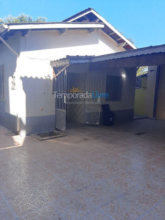 Casa para alquiler de vacaciones em Praia Grande (Aviação)