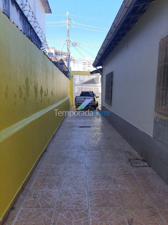 Casa para alquiler de vacaciones em Praia Grande (Aviação)