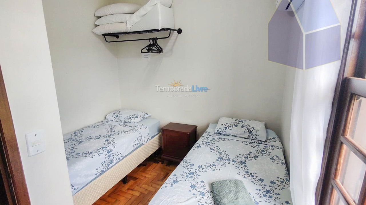 Casa para aluguel de temporada em Florianópolis (Cachoeira do Bom Jesus)