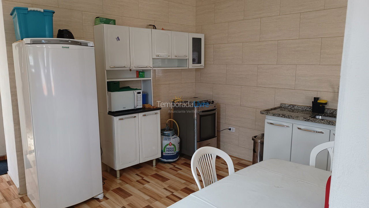 Casa para aluguel de temporada em Mongaguá (Jd Santa Eugênia)