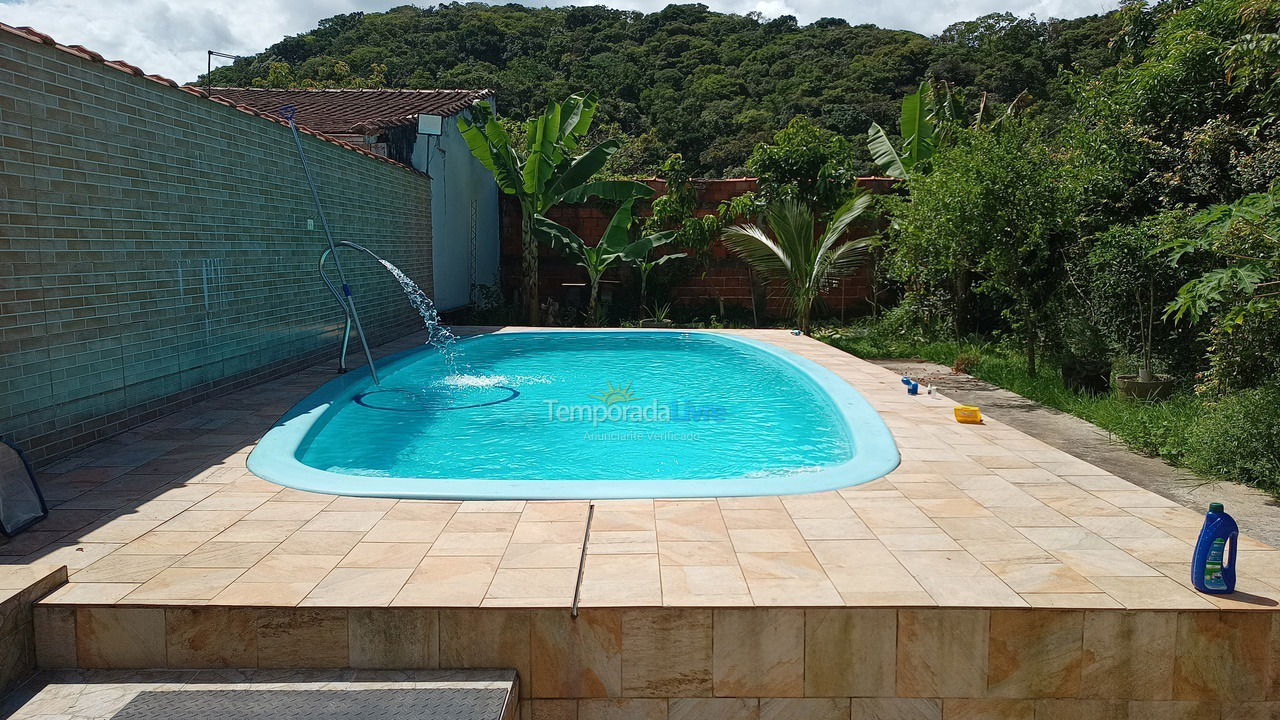 Casa para aluguel de temporada em Mongaguá (Jd Santa Eugênia)