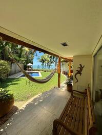 House in a condominium right on the sand on Barra do Sahy beach