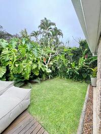 House in a condominium on Engenho beach