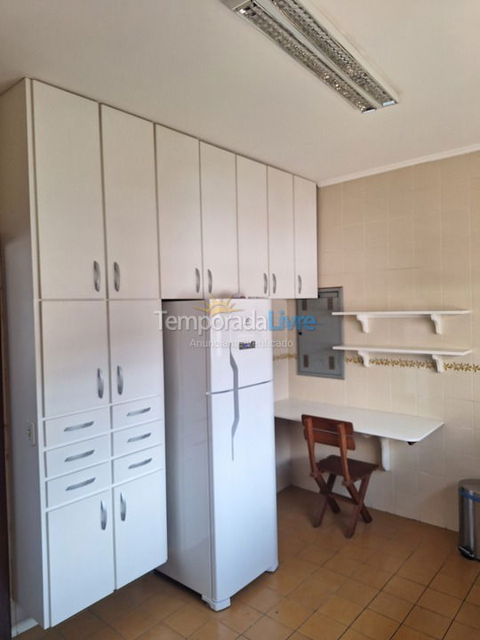 Apartamento para alquiler de vacaciones em Guarujá (Enseada)