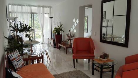 Apartamento para alugar em Guarujá - Pitangueiras