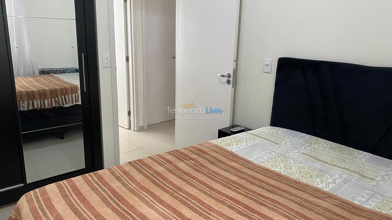 Apartamento para aluguel de temporada em Balneário Piçarras (Balneário Piçarras)