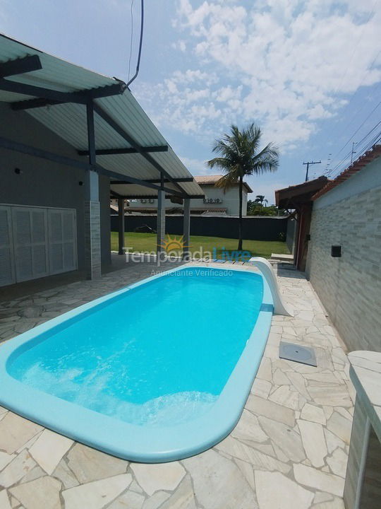 House for vacation rental in Bertioga (Praia do Indaiá)