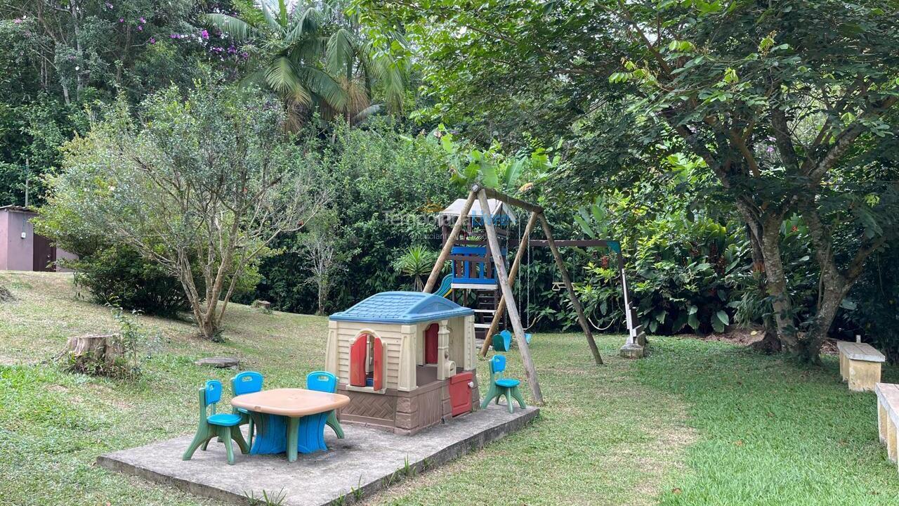 Granja para alquiler de vacaciones em Juquitiba (Ritas)