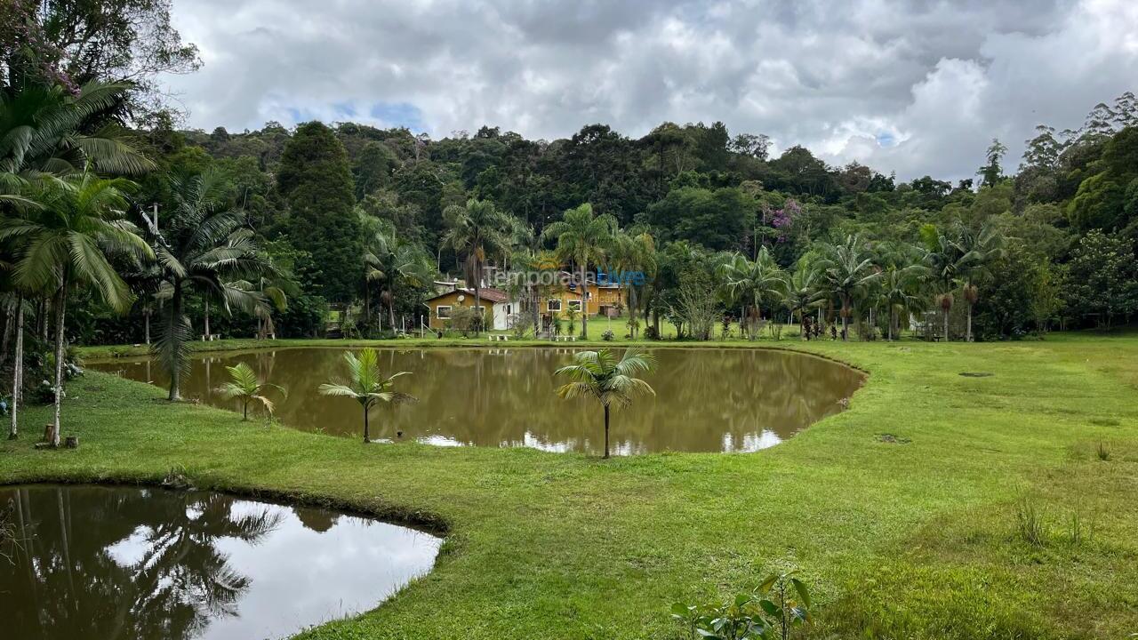 Granja para alquiler de vacaciones em Juquitiba (Ritas)