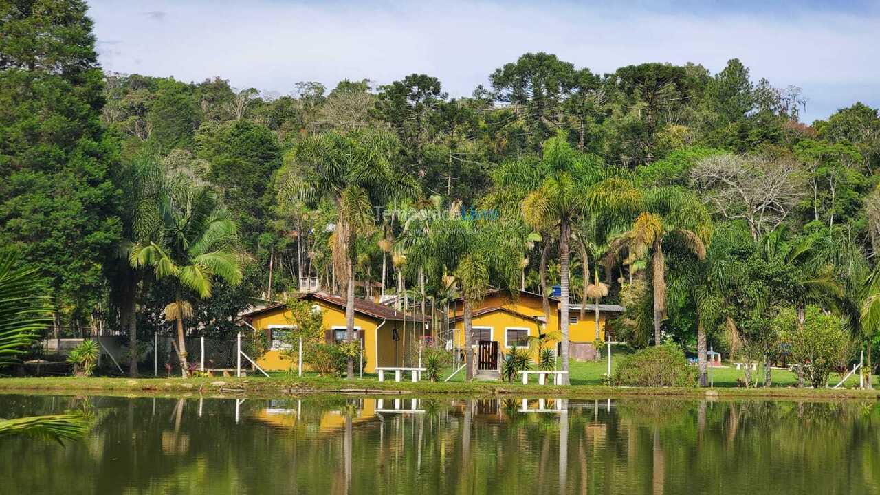 Granja para alquiler de vacaciones em Juquitiba (Ritas)