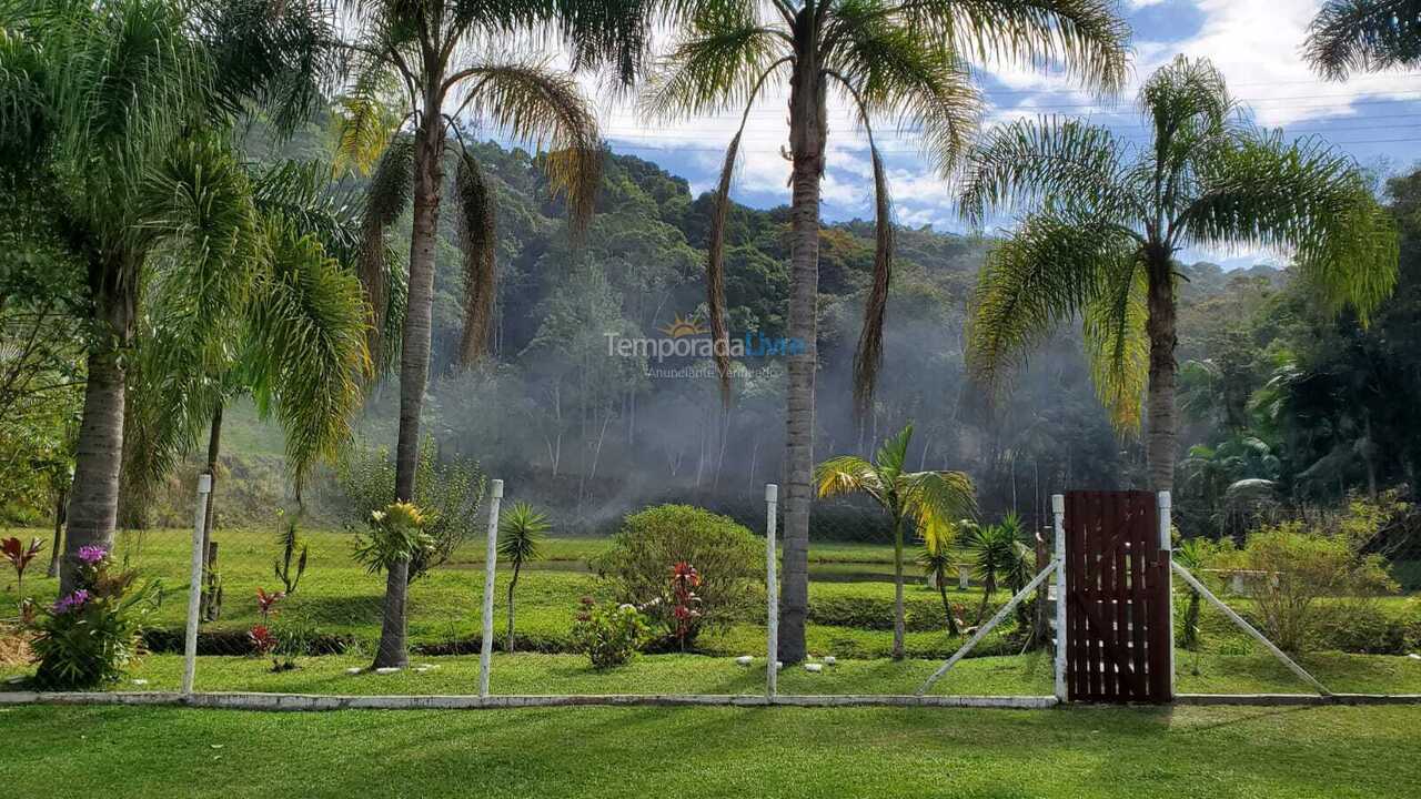 Granja para alquiler de vacaciones em Juquitiba (Ritas)