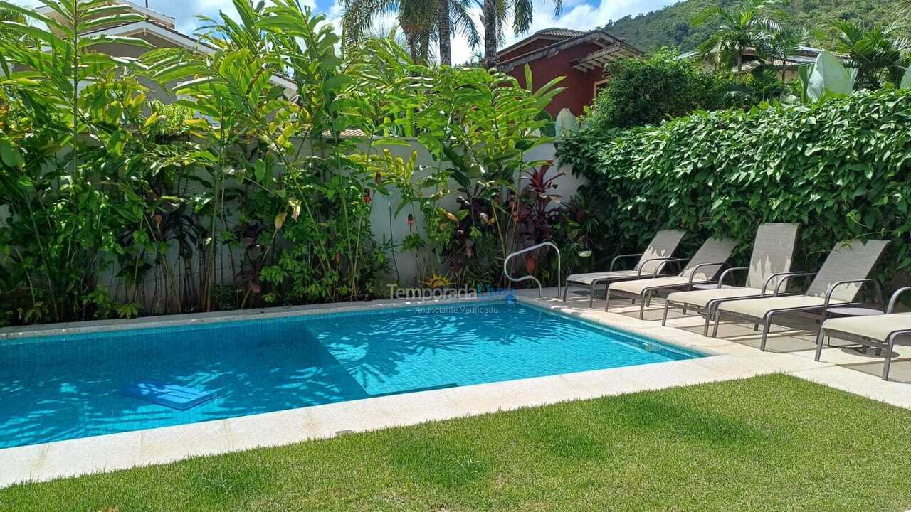 House for vacation rental in São Sebastião (Praia da Baleia)