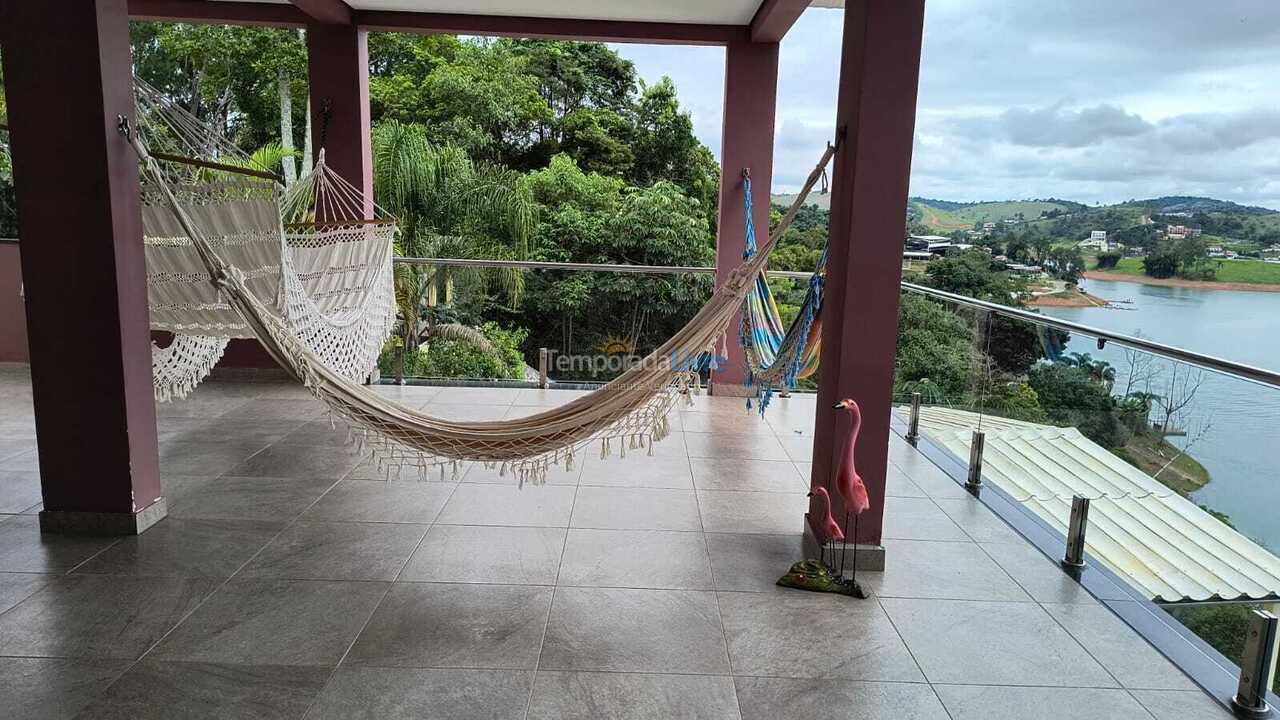 Casa para alquiler de vacaciones em Igaratá (Jardim Rosa Helena)