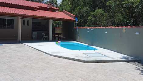 Casa para alugar em Bertioga - Praia de Guaratuba