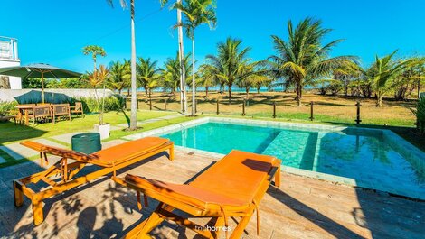 Refugio de lujo para pies en la arena en piscinas naturales