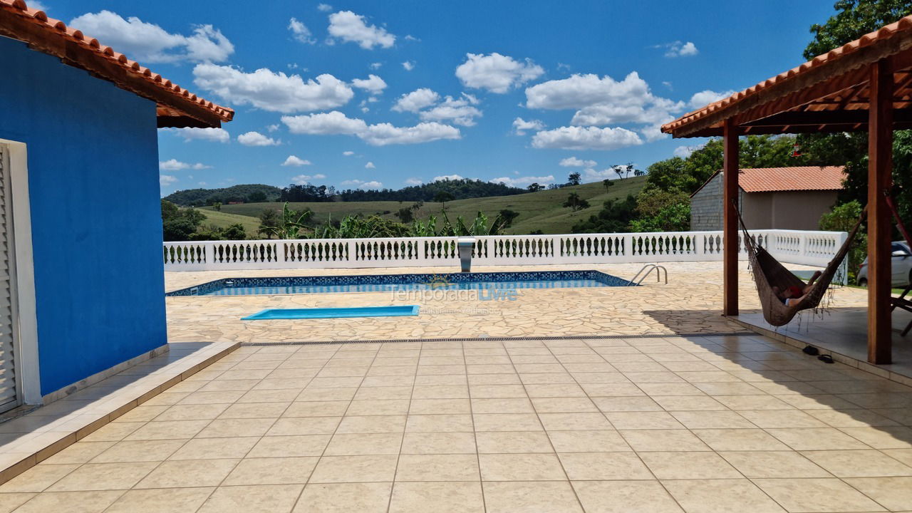 Granja para alquiler de vacaciones em Araçariguama (Santa Ela)