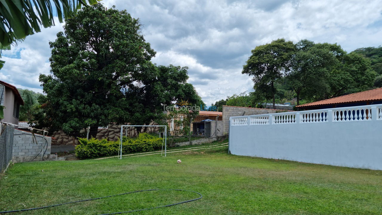 Granja para alquiler de vacaciones em Araçariguama (Santa Ela)